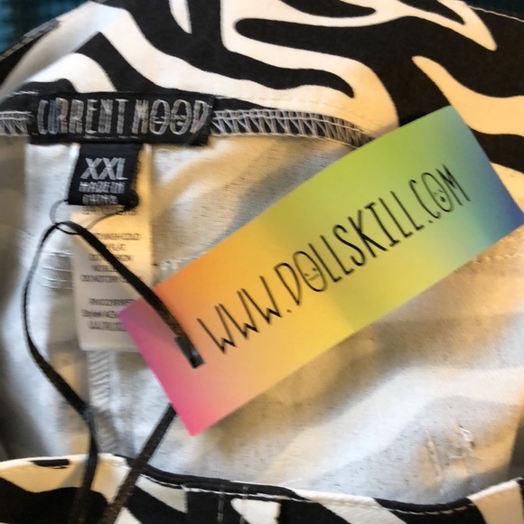 NWT Zebra Skirt & chain - Picture 5 of 7